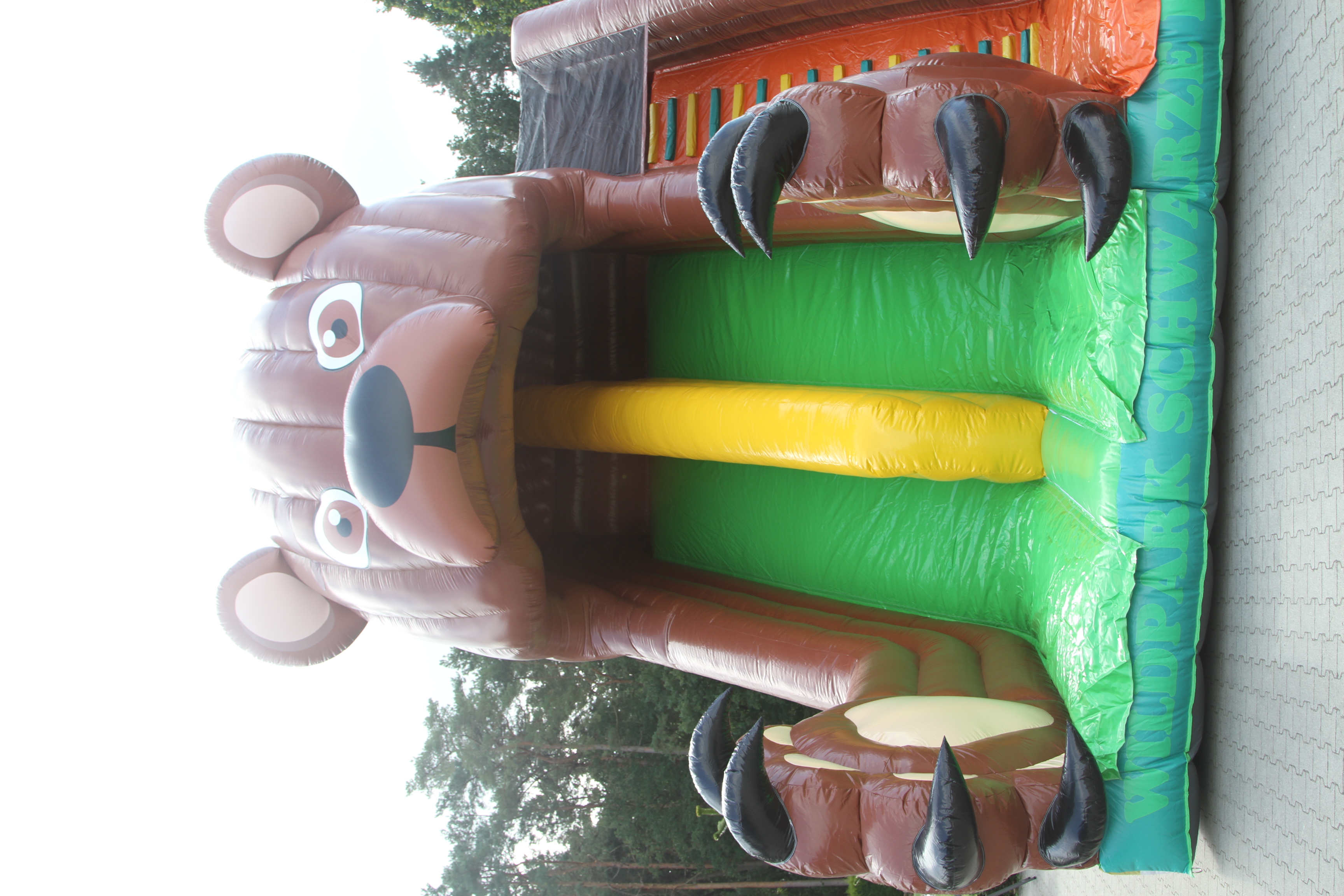 Glijbaan beer - 9x6 m