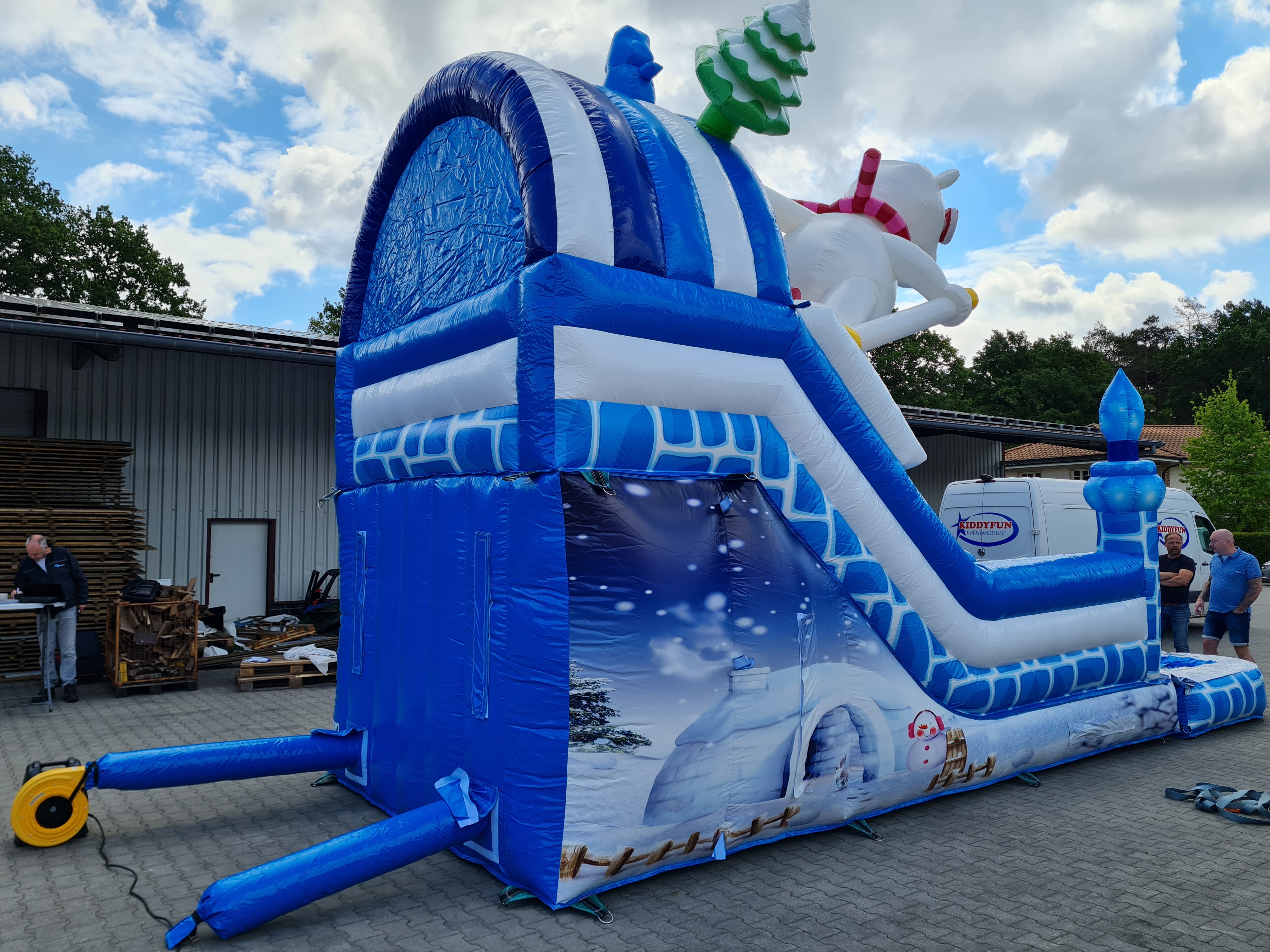 Glijbaan ijsbeer, met zwembad - 8,4x3,3 m