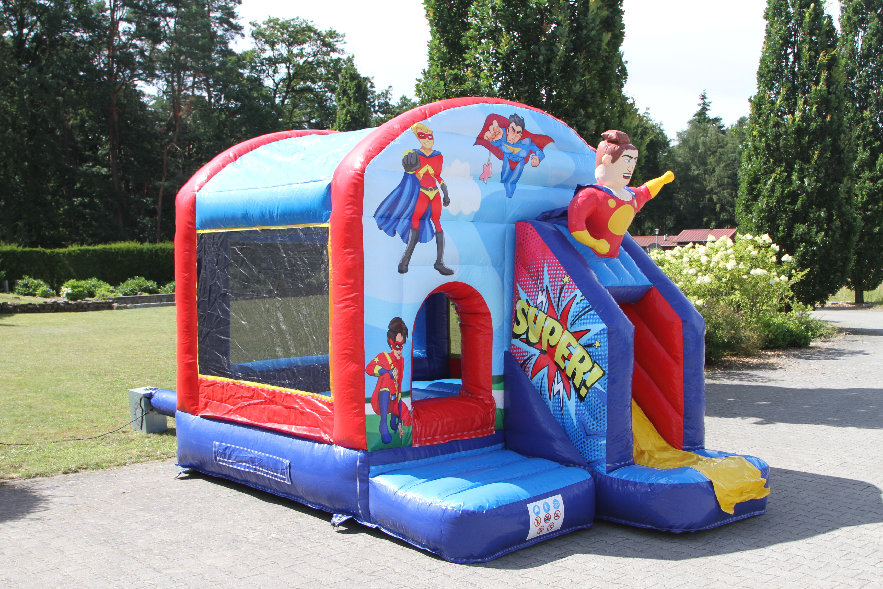 Springkussen 3,9x2,8 m - superhelden